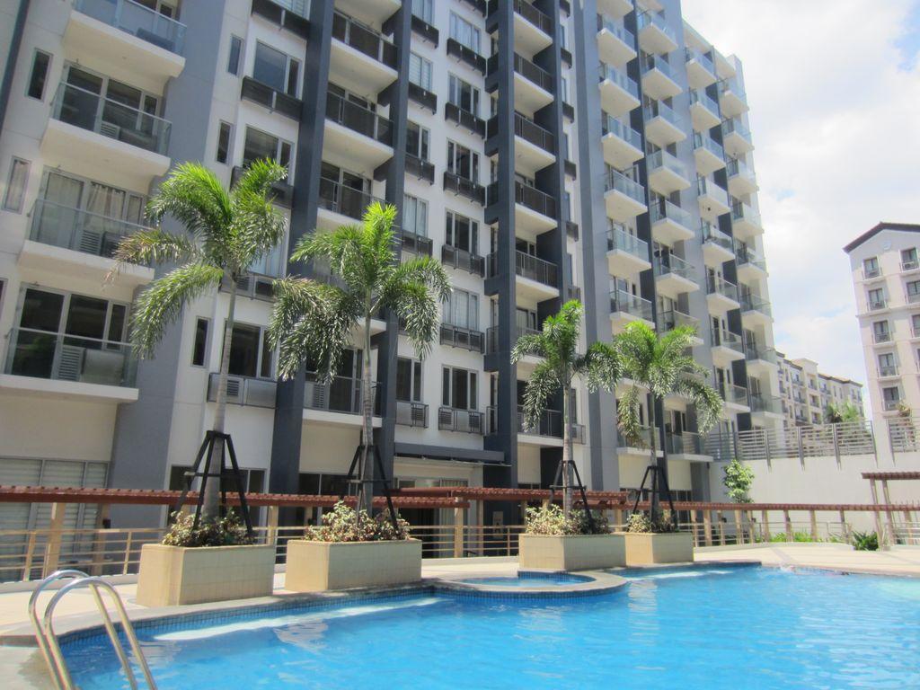 Palm Tree - Genlex Condominium Manila Exteriör bild